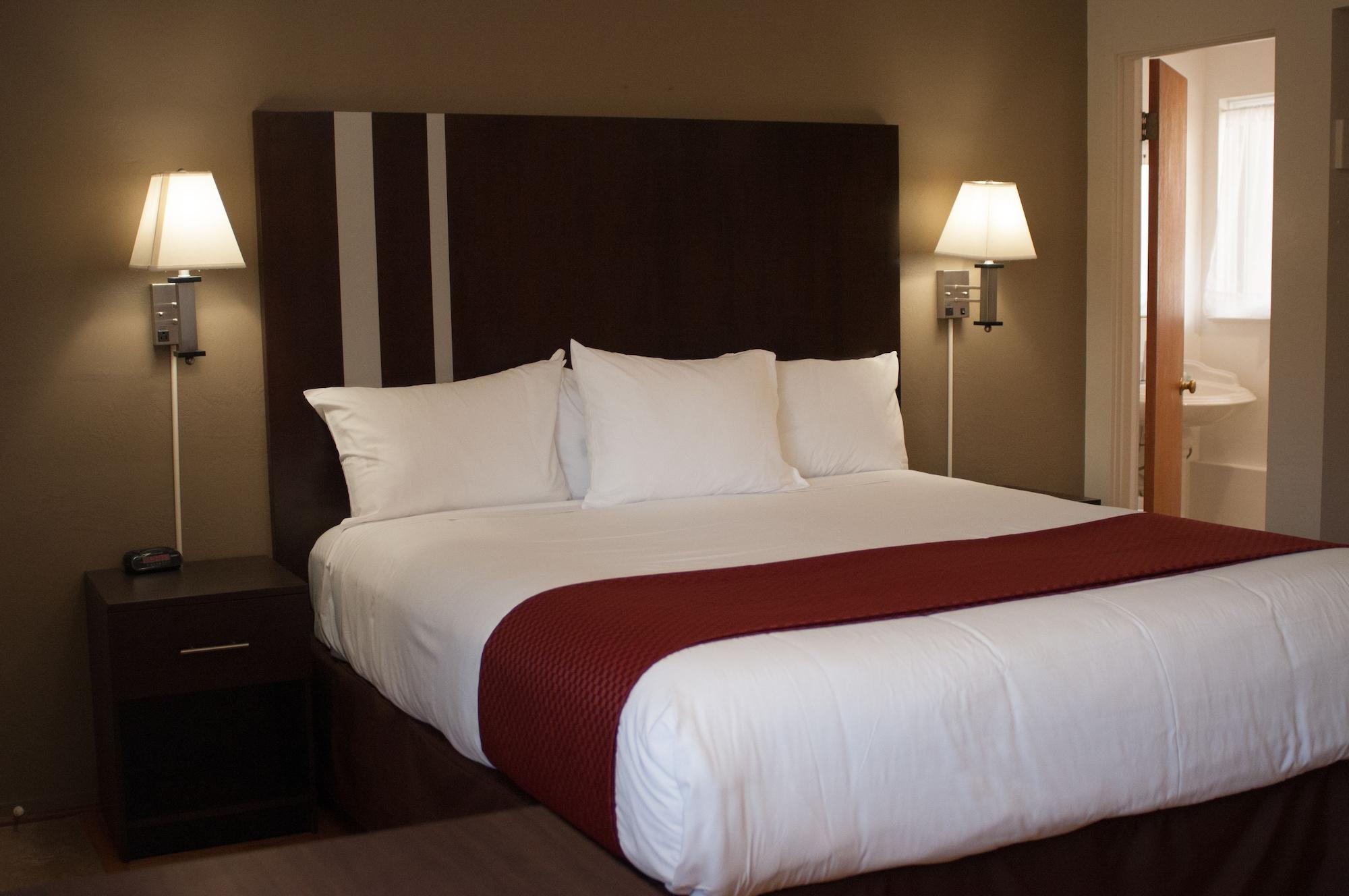 Palms 2* Cambria
